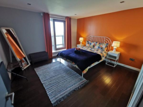 Very large three bed apartment